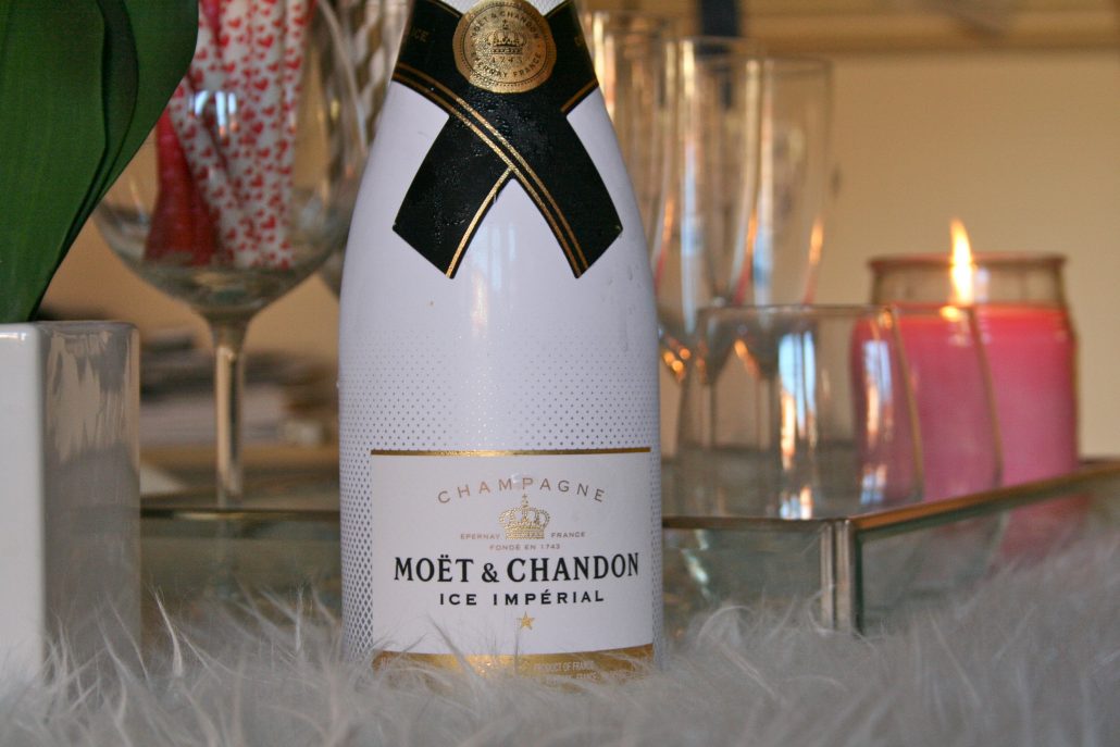 The Freshhhest Champagne Spritzer ( Perfect for Valentine's Day!! ) | www.HustleAndHalcyon.com