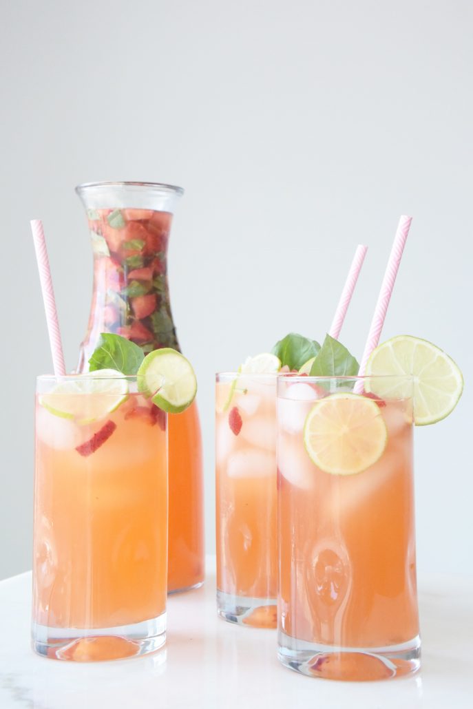 Honey-Sweetened Strawberry Basil Lemonade | hustle + halcyon