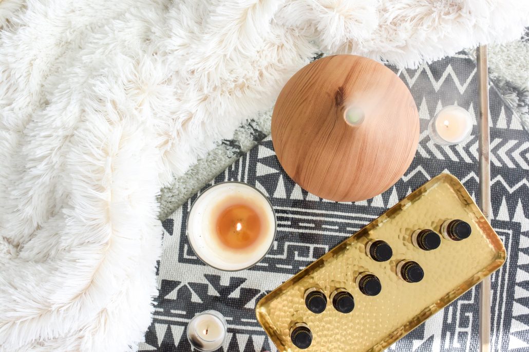 Essential Oils 101: My Favorite Lil Natural Healers on Hustle + Halcyon