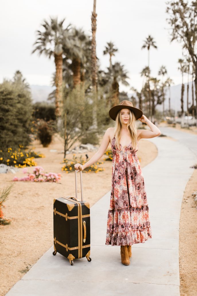 Palm Springs Prep: How I packed for a week in the desert with Hustle + Halcyon