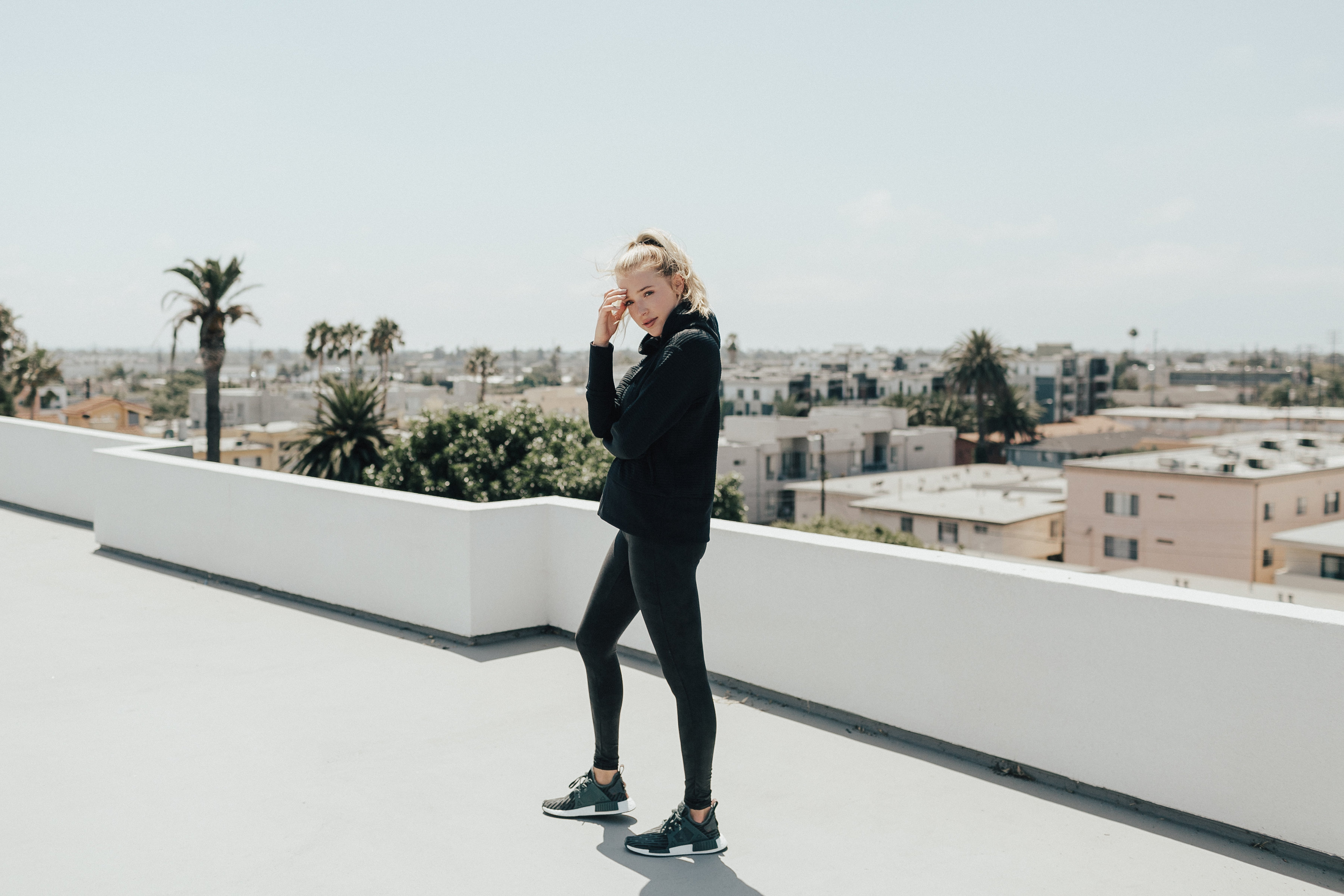 FinishLine Los Angeles, Blogger Payton Sartain of Hustle + Halcyon Shares Her Fitness Regime