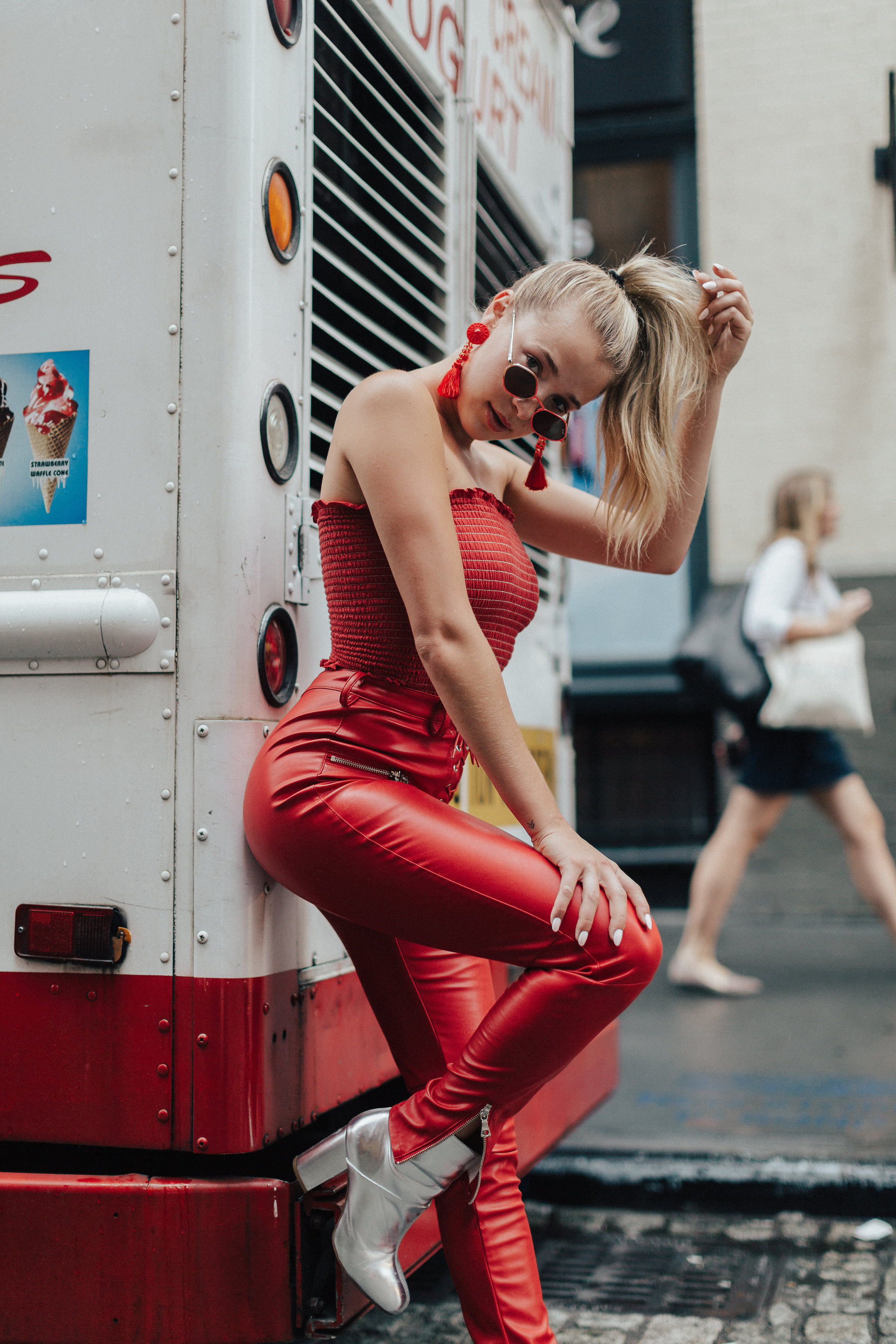 Blogger Payton Sartain wearing All Red for Fall