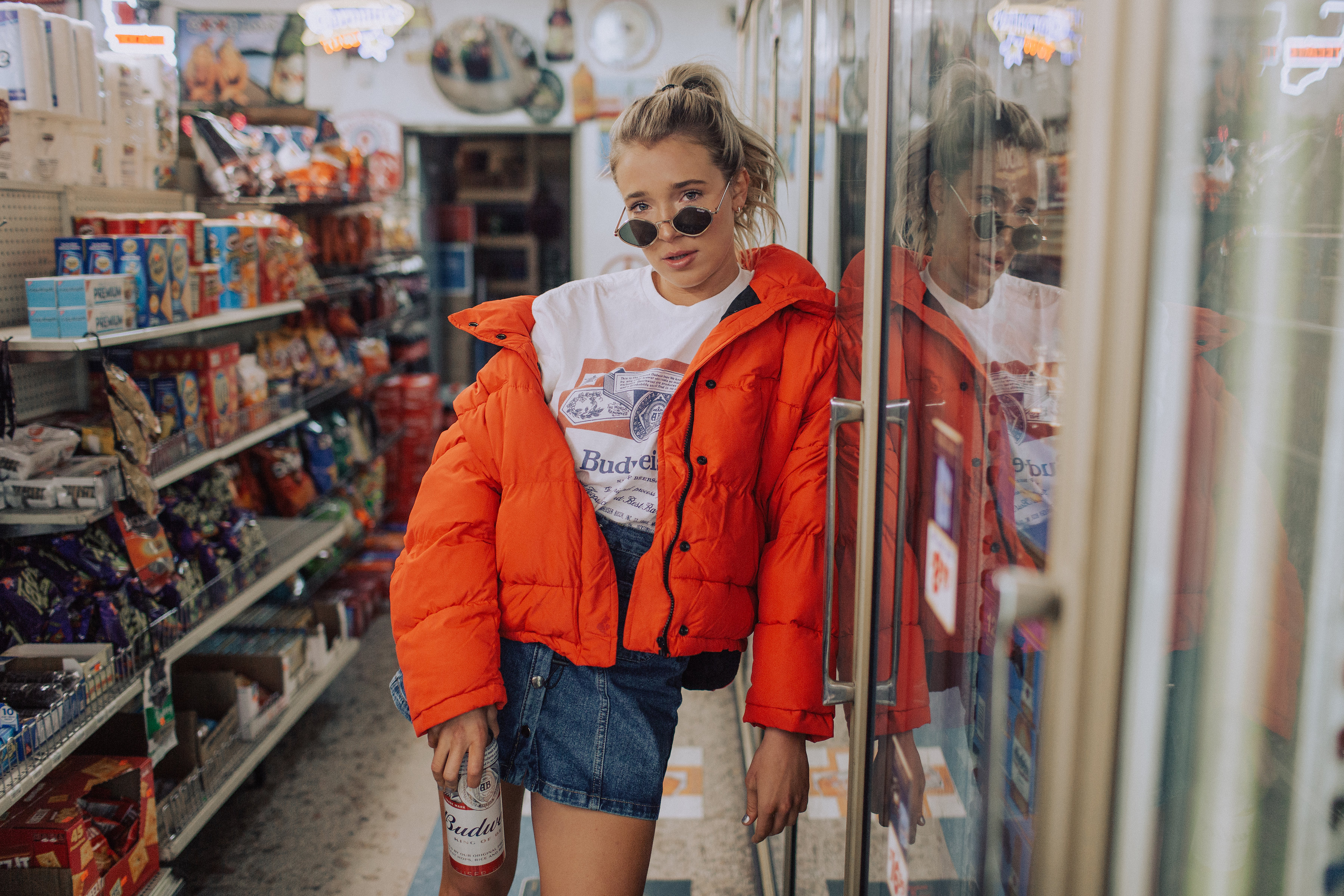 LA-Blogger Payton Sartain in Urban Outfitters