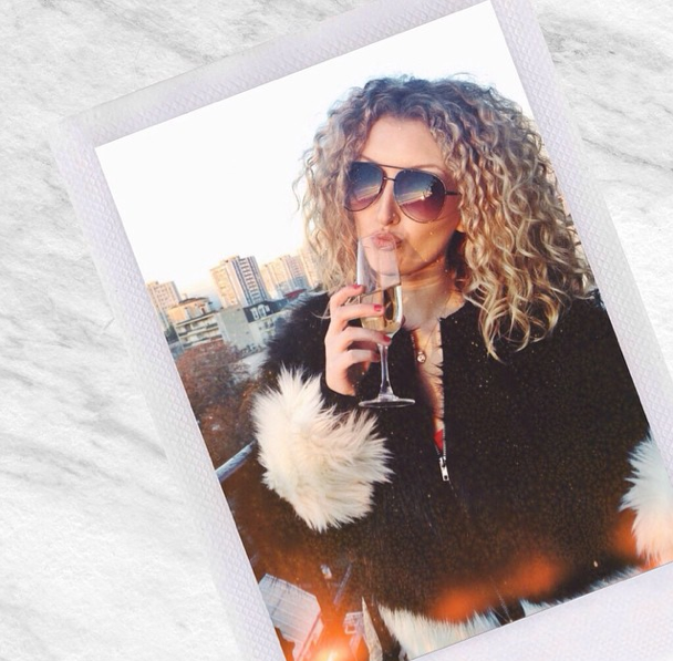 H+H Talks to Tiffany Wood, of HauteMessMag.com, about (Un)Taming her curly tresses, her online mag, her Instagram success, and her love of tequila!