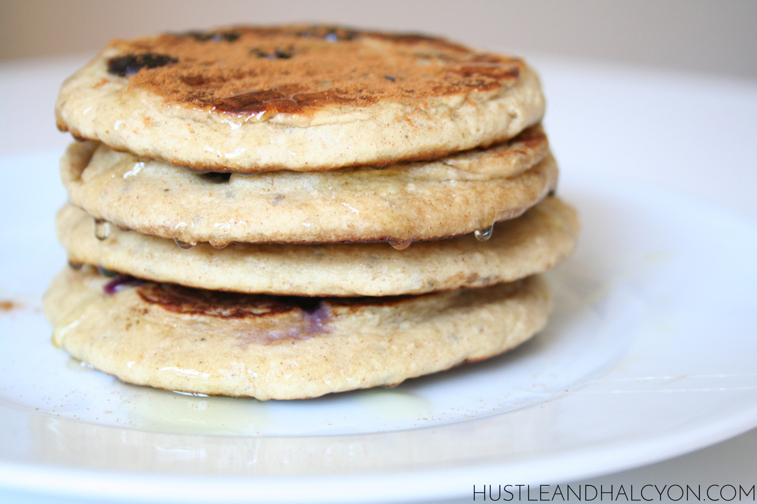 5-Ingredient Pancakes: A Protein & Fiber-Filled Recipe for Lazy Gals like Myself // Hustle + Halcyon