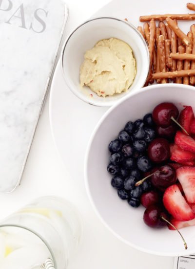Healthy Girl Meal Diary: gluten free pretzels, hummus, and fresh berries | www.hustleandhalcyon.com