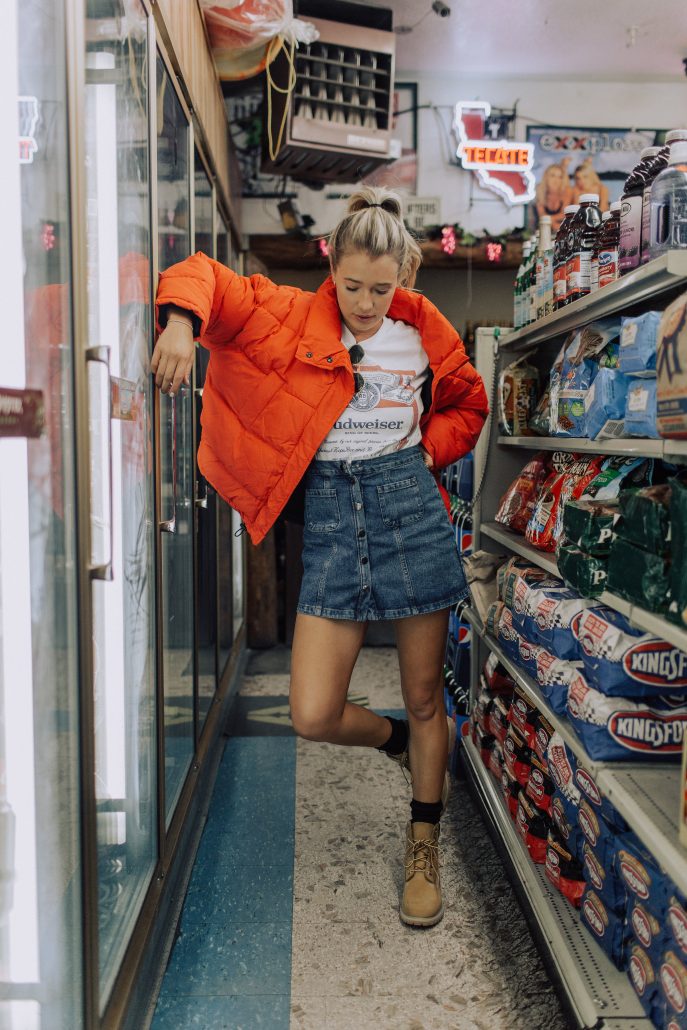 Blogger Payton Sartain in all Urban Outfitters